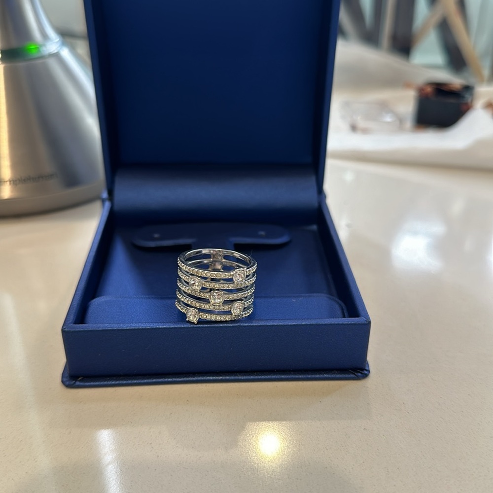 Swarovski Ring